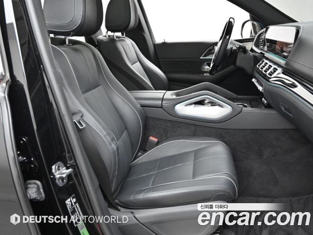 Mercedes-Benz GLS-Class (X167) Maybach GLS600 4MATIC 2023 — фото 10