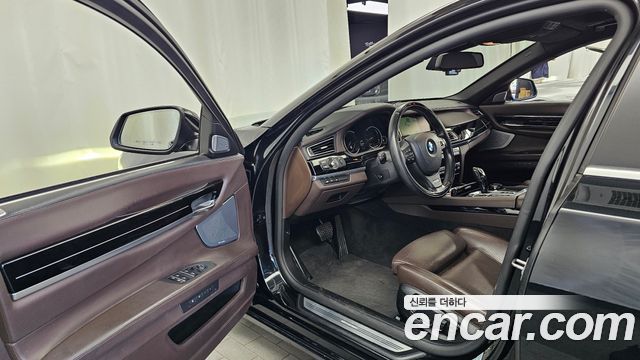 BMW 7 Series (F01) 750Li xDrive Individual 2015 — фото 10