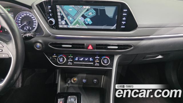 Hyundai Sonata (DN8) 2.0 Premium Plus 2023 — фото 13