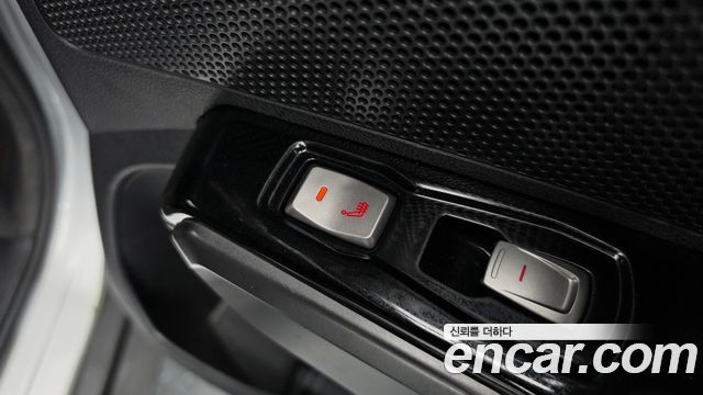 KG Mobility (SsangYong) Tivoli Air Diesel IX 2WD 2018 — фото 27