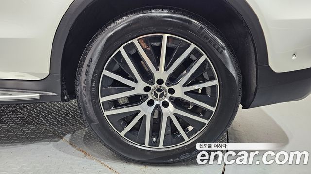 Mercedes-Benz GLC-Class (X253) GLC220 d 4MATIC 2021 — фото 21