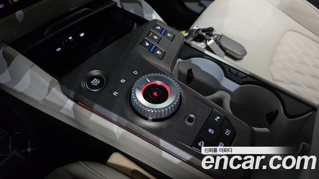 Kia Sportage (V) Gasoline 1.6 Turbo 2WD Signature X Line 2026 — фото 9