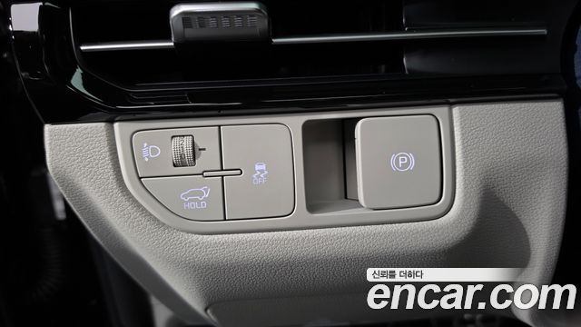 Kia Sportage (V) Gasoline 1.6 Turbo 2WD Signature X Line 2026 — фото 13