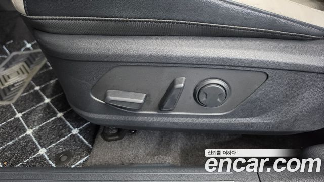 Kia Sportage (V) Gasoline 1.6 Turbo 2WD Signature X Line 2026 — фото 35