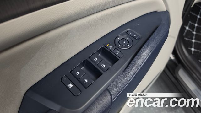 Kia Sportage (V) Gasoline 1.6 Turbo 2WD Signature X Line 2026 — фото 40