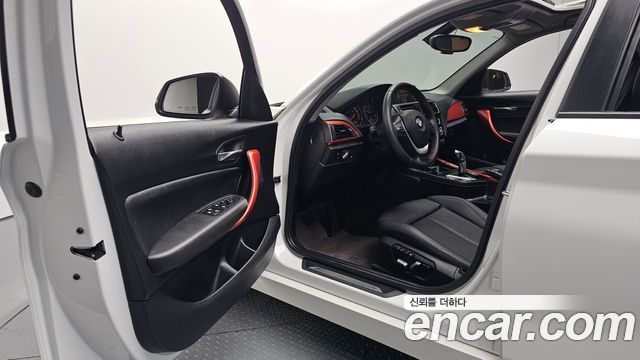BMW 1 Series (F20) 118d Sport 5Door 2016 — фото 10