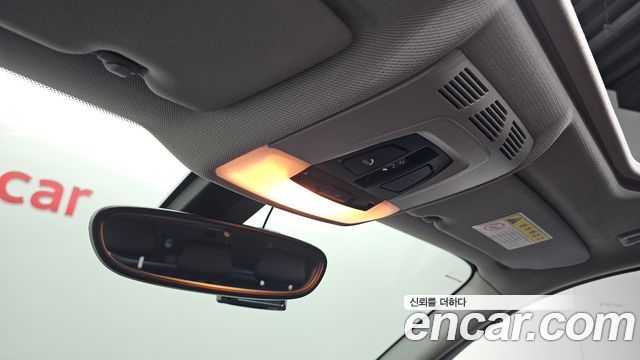 BMW 1 Series (F20) 118d Sport 5Door 2016 — фото 16