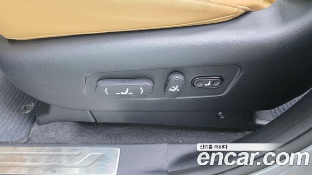 Kia Mohave The Master Diesel 3.0 4WD 6-Seater Masters 2021 — фото 34