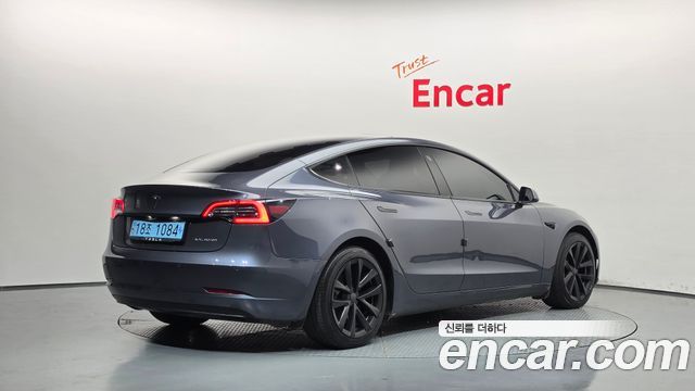 Tesla Model 3 Long Range AWD 2022 — фото 2