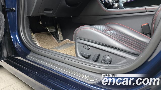 Genesis G70 3.3T Sport AWD Elite 2019 — фото 33