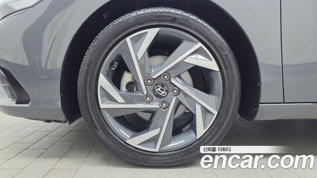 Hyundai Avante (CN7) 1.6 Inspiration 2025 — фото 5