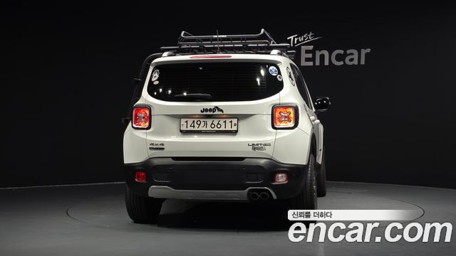 Jeep Renegade 2.0 Diesel Limited AWD 2017 — фото 4