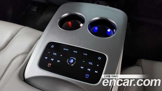 Hyundai Palisade Diesel 2.2 4WD VIP 2023 — фото 42