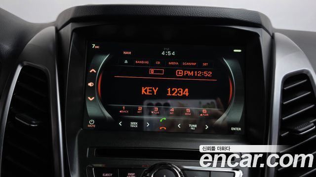 KG Mobility (SsangYong) Korando C 2.0 Adventure 60th Edition 4WD 2015 — фото 38