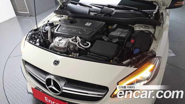 Mercedes-Benz A-Class (W176) A45 AMG 4MATIC 2018 — фото 6