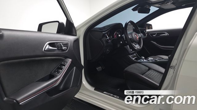 Mercedes-Benz A-Class (W176) A45 AMG 4MATIC 2018 — фото 10