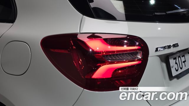Mercedes-Benz A-Class (W176) A45 AMG 4MATIC 2018 — фото 23