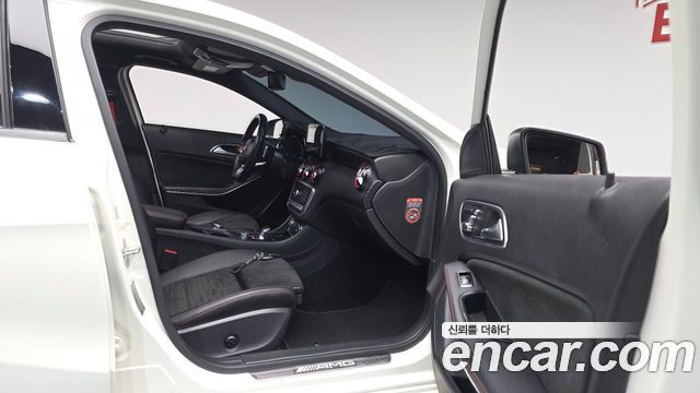 Mercedes-Benz A-Class (W176) A45 AMG 4MATIC 2018 — фото 26