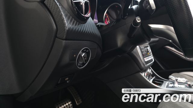 Mercedes-Benz A-Class (W176) A45 AMG 4MATIC 2018 — фото 27
