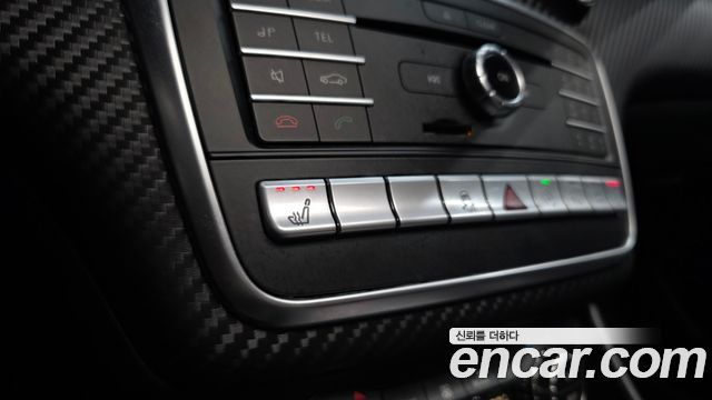 Mercedes-Benz A-Class (W176) A45 AMG 4MATIC 2018 — фото 29