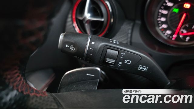 Mercedes-Benz A-Class (W176) A45 AMG 4MATIC 2018 — фото 33