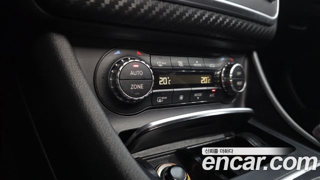 Mercedes-Benz A-Class (W176) A45 AMG 4MATIC 2018 — фото 34