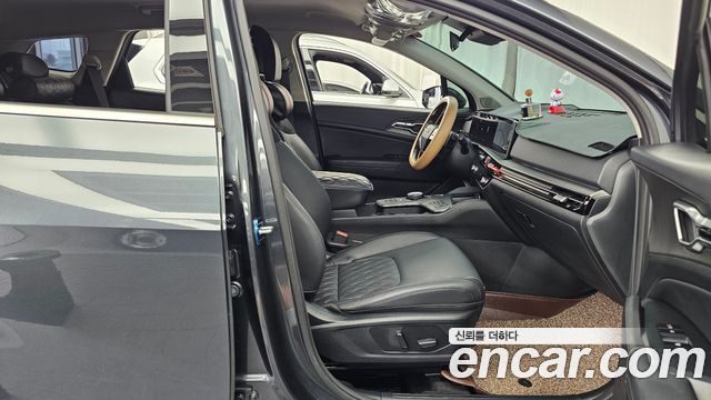 Kia Sportage (V) Gasoline 1.6 Turbo 2WD Signature 2025 — фото 32
