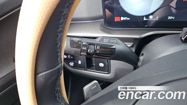 Kia Sportage (V) Gasoline 1.6 Turbo 2WD Signature 2025 — фото 34