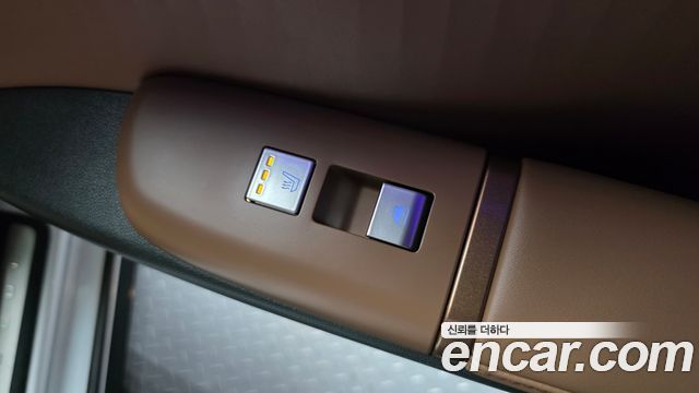 Hyundai Grandeur Hybrid (GN7) Calligraphy 2023 — фото 32