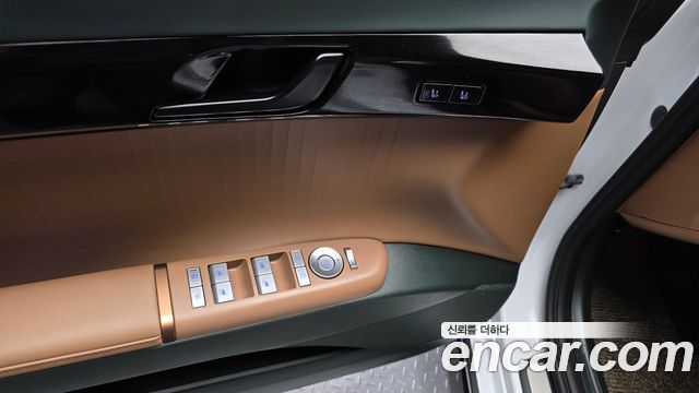 Hyundai Grandeur Hybrid (GN7) Calligraphy 2023 — фото 33