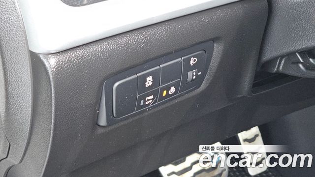 KG Mobility (SsangYong) Style Korando C 2.2 Extreme 2WD 2018 — фото 14
