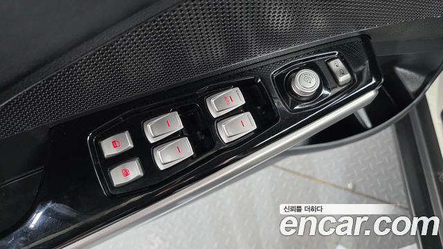 KG Mobility (SsangYong) Tivoli Diesel VX 4WD 2016 — фото 11