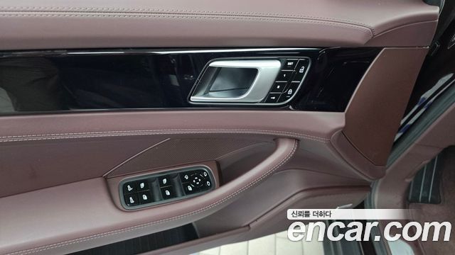 Porsche Panamera (971) 3.0 AWD 2020 — фото 32