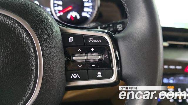 Kia Carnival (IV) Diesel 9-Seater Prestige 2023 — фото 17