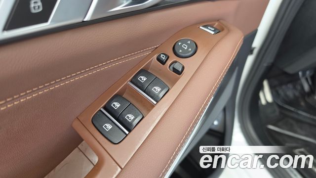BMW X5 (G05) xDrive 45e M Sport 2020 — фото 28