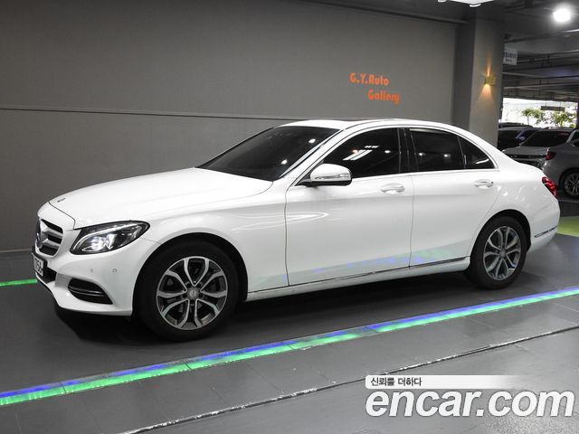 Mercedes-Benz C-Class (W205) C220 BlueTEC Avantgarde