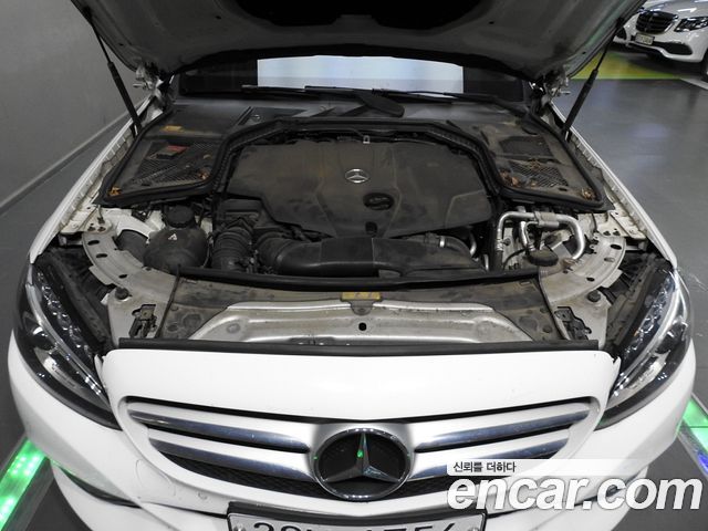 Mercedes-Benz C-Class (W205) C220 BlueTEC Avantgarde 2015 — фото 6