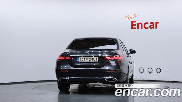 Mercedes-Benz E-Class (W213) E250 Exclusive 2022 — фото 4