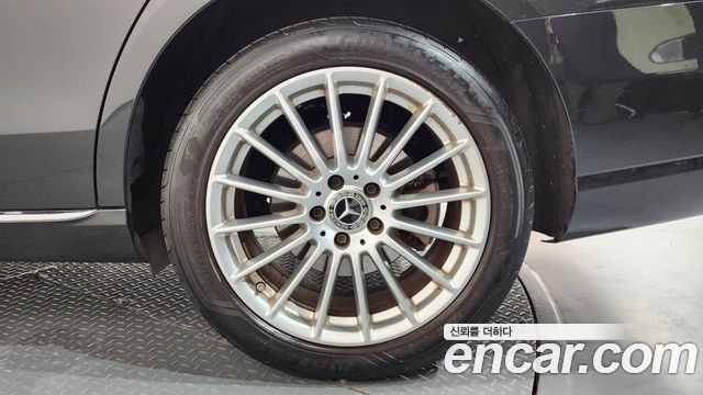 Mercedes-Benz E-Class (W213) E250 Exclusive 2022 — фото 21