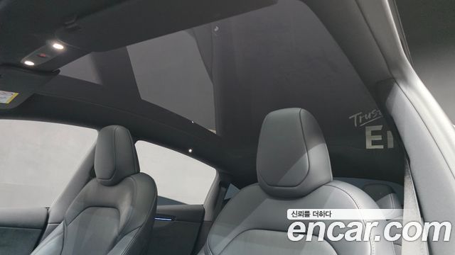 Tesla Model Y Premium Long Range AWD 2026 — фото 28