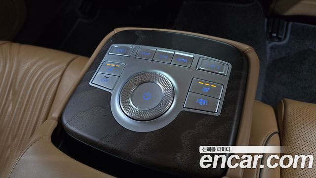 Genesis G80 (RG3) Gasoline 2.5 Turbo AWD 2021 — фото 31