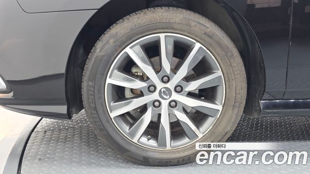 Renault Korea SM5 Nova LPLi Texi tental car SUP 2015 — фото 5