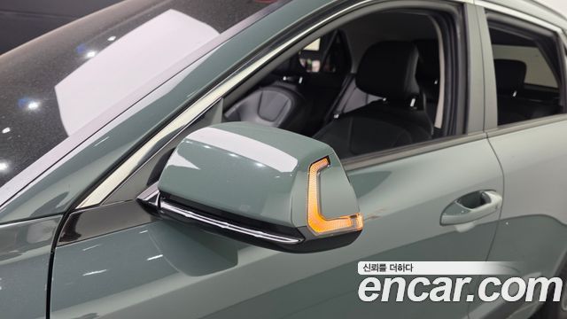 Kia Niro Prestige 2022 — фото 13