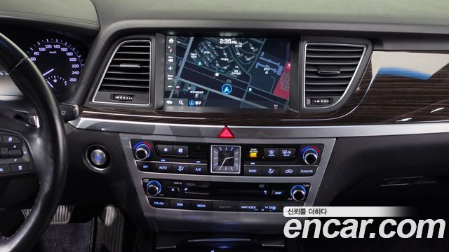 Genesis G80 3.3 GDI Premium Luxury 2017 — фото 15