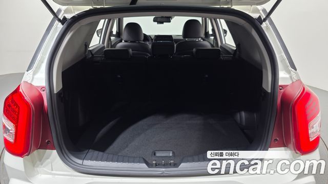 KG Mobility (SsangYong) Tivoli Air 1.5 A3 2WD 2022 — фото 24