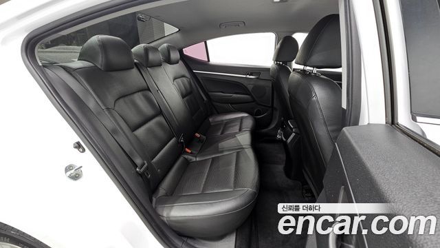 Hyundai Avante (AD) 1.6 LPi Modern(Handicapped) 2020 — фото 11