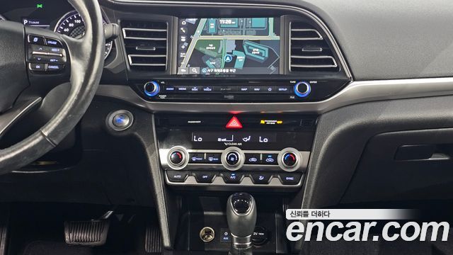 Hyundai Avante (AD) 1.6 LPi Modern(Handicapped) 2020 — фото 18