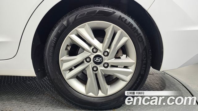 Hyundai Avante (AD) 1.6 LPi Modern(Handicapped) 2020 — фото 21