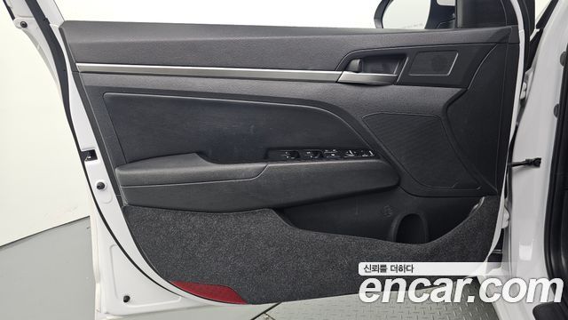 Hyundai Avante (AD) 1.6 LPi Modern(Handicapped) 2020 — фото 24