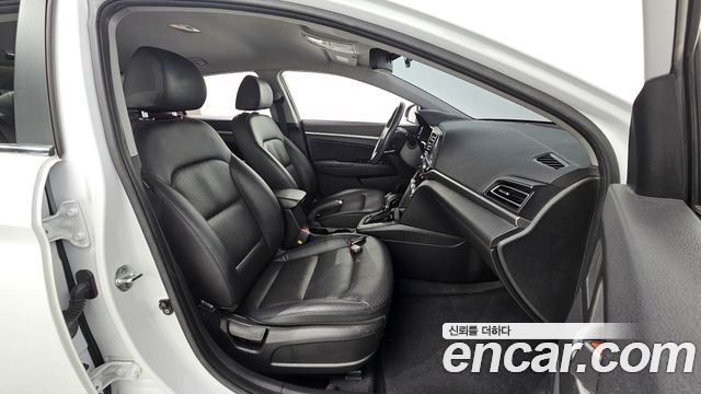 Hyundai Avante (AD) 1.6 LPi Modern(Handicapped) 2020 — фото 26